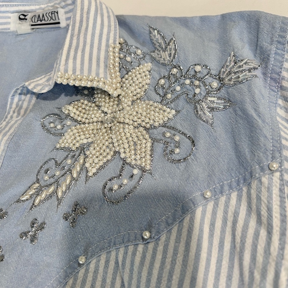 Men's Blue Striped Shirt with Floral Embroidery - Picture 5 of 16